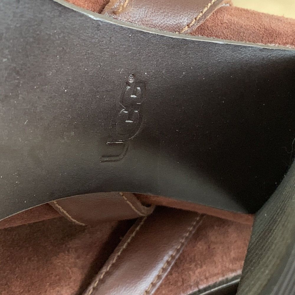 UGG Australia Dandridge Ankle Boot Mahogany‎ Women's 1019010 Heels Booties 7 - Picture 8 of 8